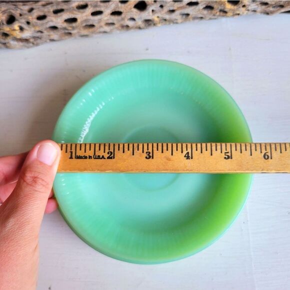 Fire-King Jadeite Saucer Plates (Set of 5) - Picture 10 of 16
